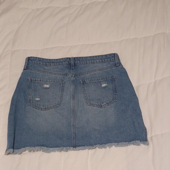 RE generation jeans skirt - Picture 4 of 5